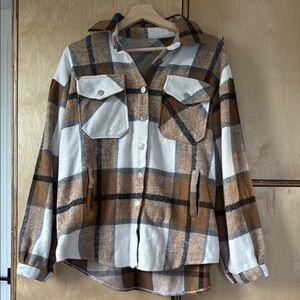 Plaid Tan and White Women's Button-Up Flannel Jacket